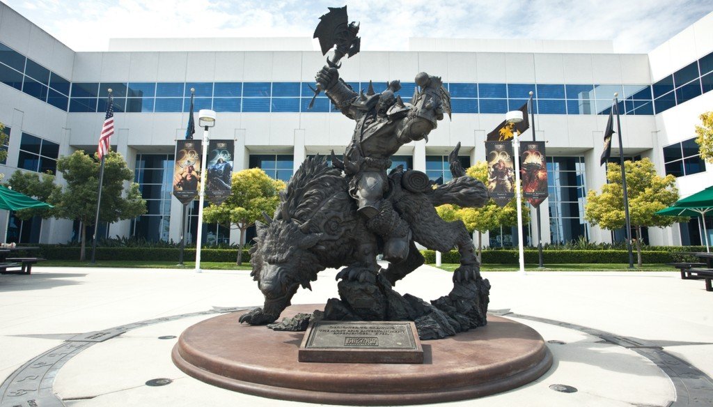 Blizzard Statue 2
